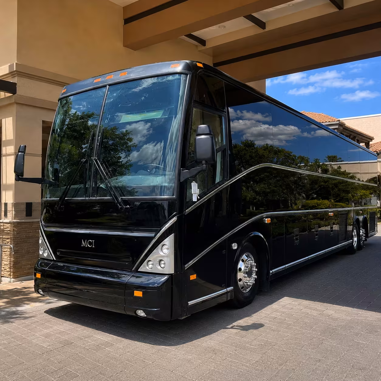 fresno airport charter bus rentals for corporate groups