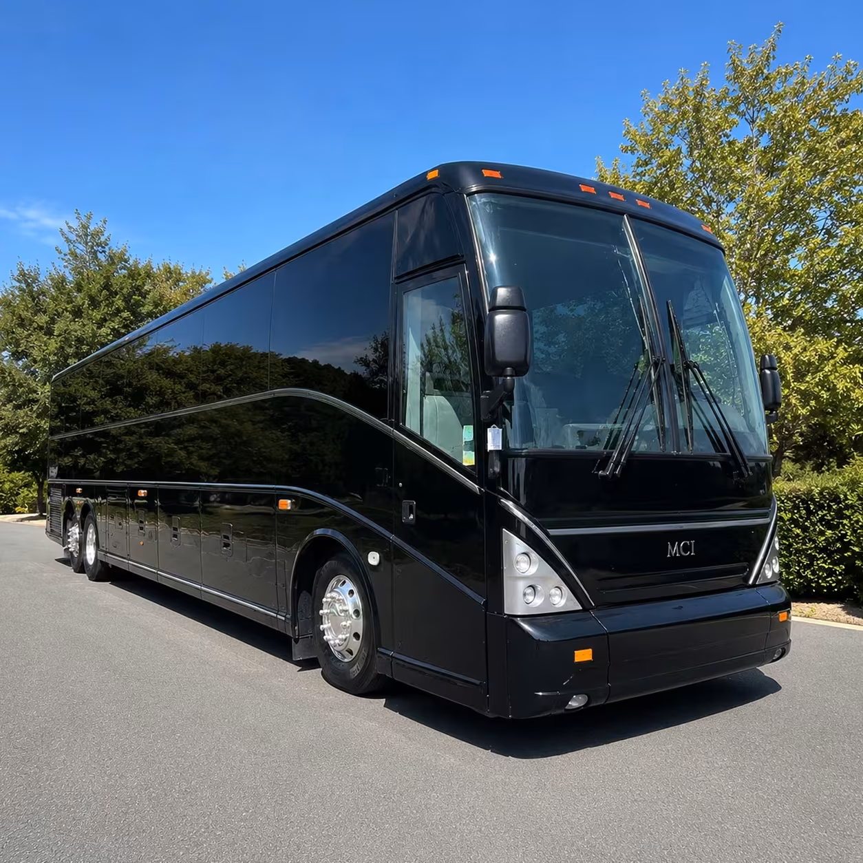 fresno wedding shuttle buses for ceremonies and receptions